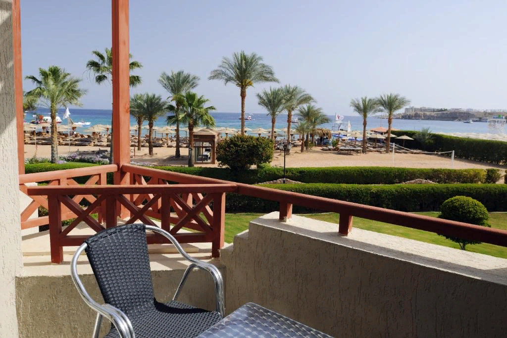 фото отеля https://www.booking.com/hotel/eg/sharm-el-sheikh-marriott-resort.ru.html?activeTab=photosGallery