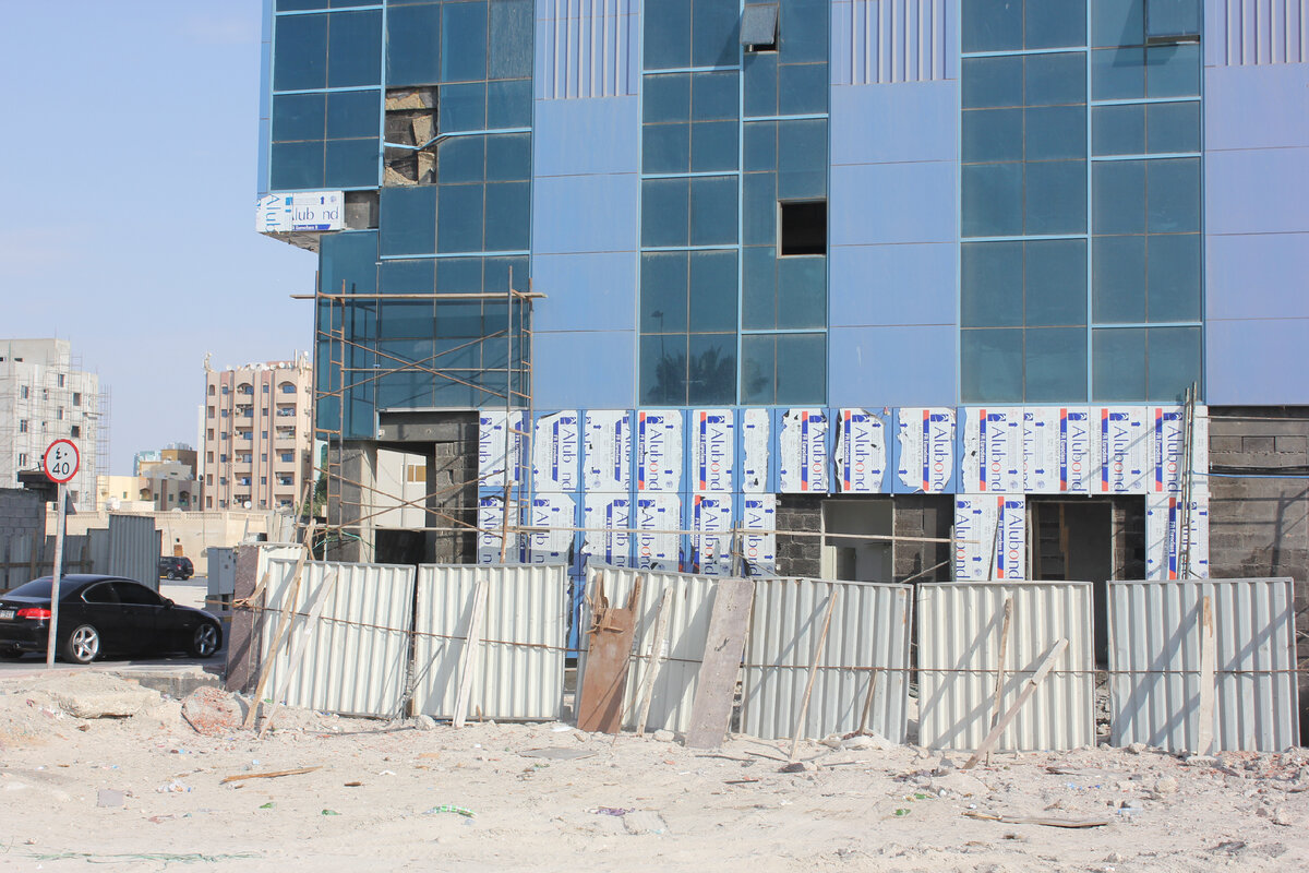 недостроенный отель в ОАЭ, фото автора