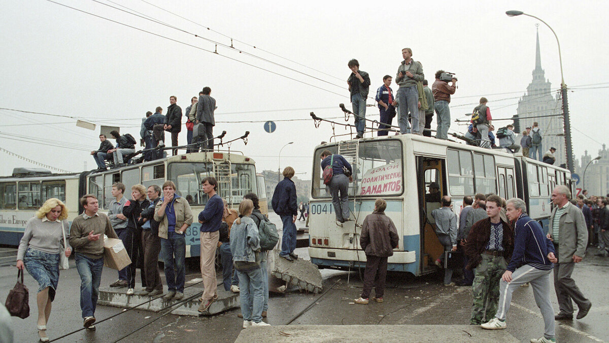 Гкчп в августе 1991. Августовский путч 1991. Белый дом 1991 год августовский путч. Август 1991 года.