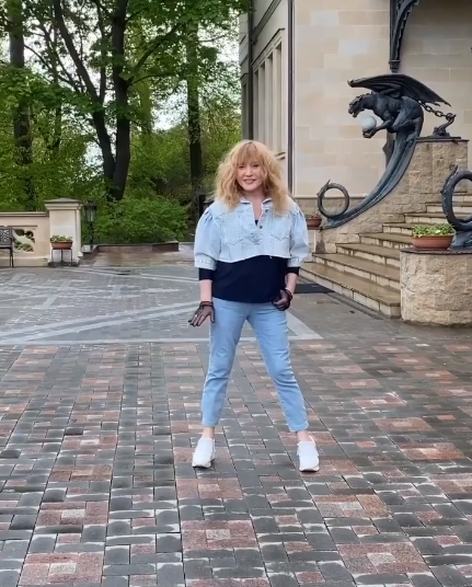 Алла Пугачева. Фото: instagram.com/maxgalkinru/