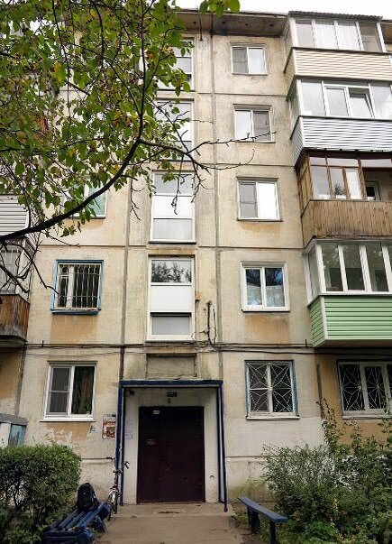 Я жил здесь