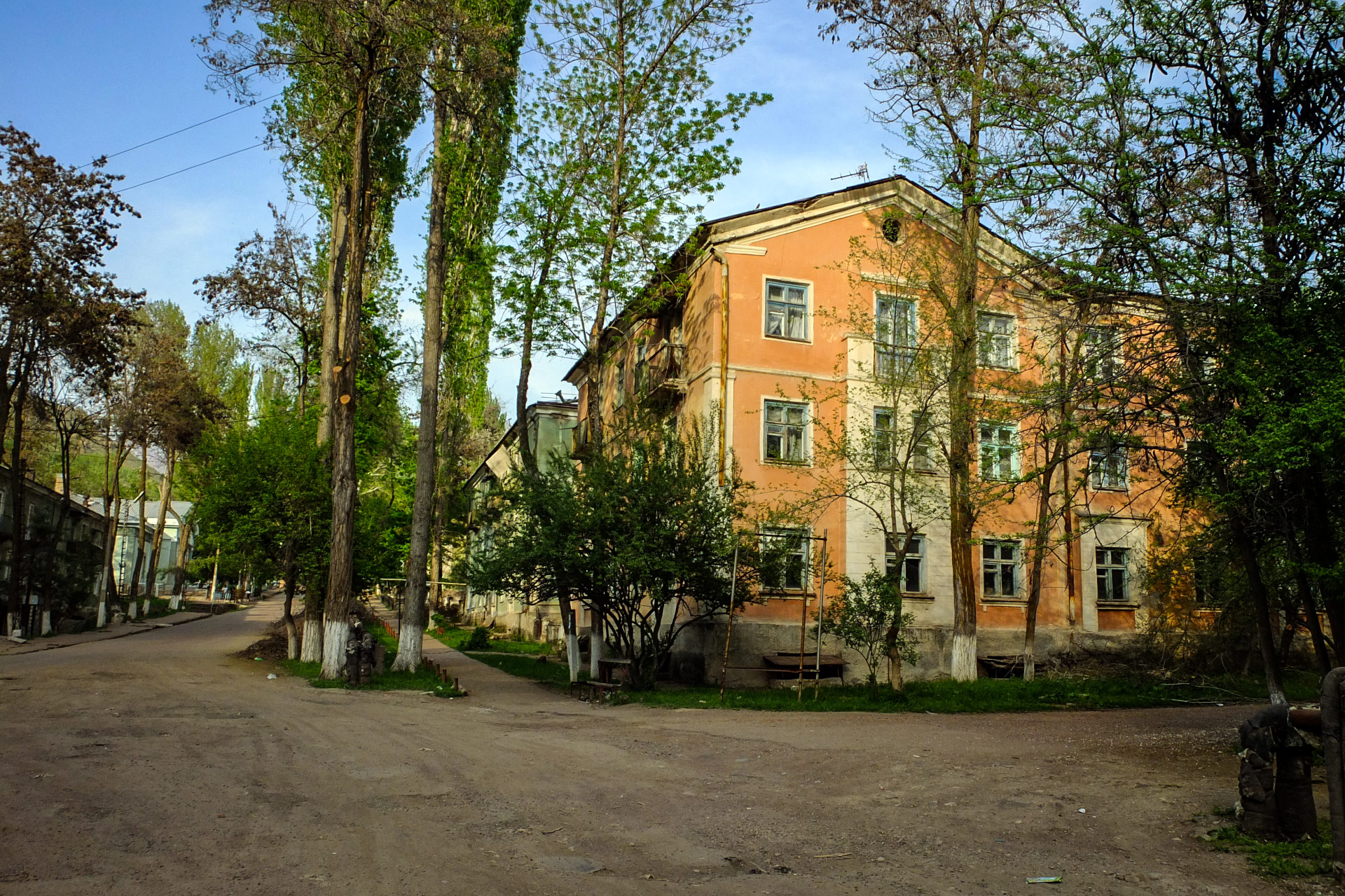 Не хочу снова ехать в Узбекистан на автомобиле, но ради этих пейзажей поехал бы...3