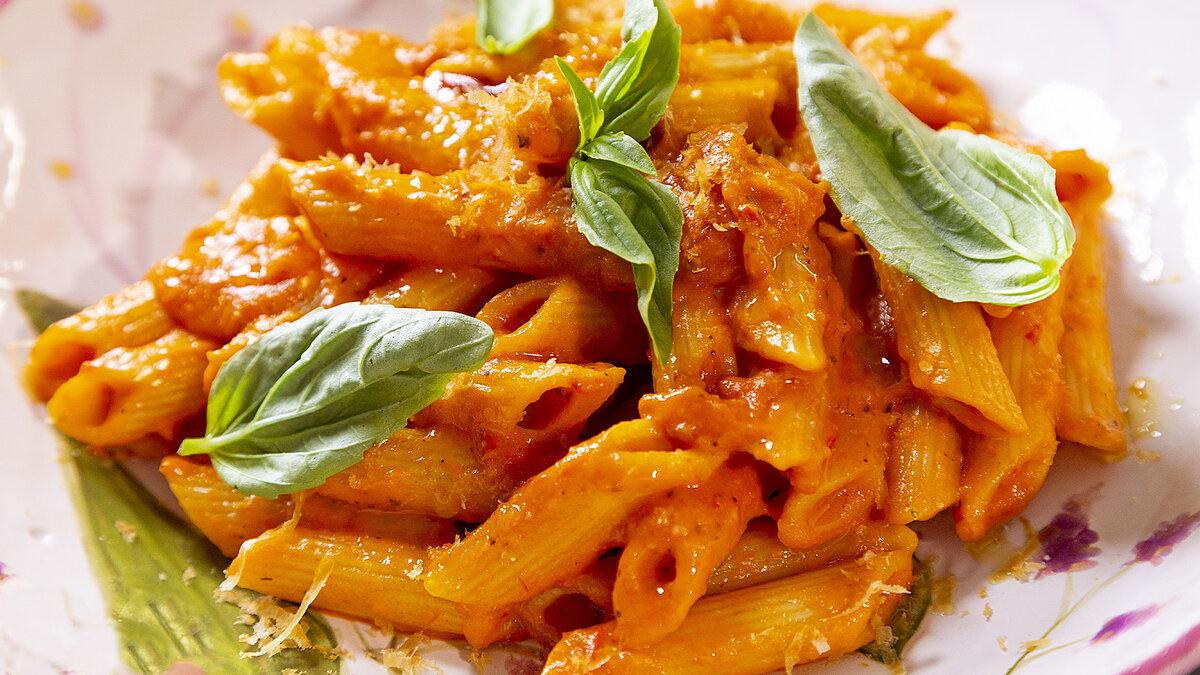 Пенне с овощным соусом