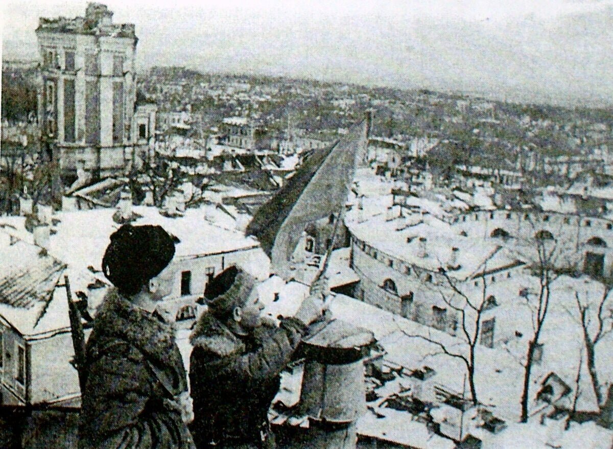 Оккупация пушкина. Царское село 1944. Освобождение красного села 1944. Ропша дворец 1944. Царское село война 1945.