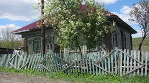 Вспоминаются дни из детства,когда вкусно пахнет пирогами, когда в печке потрескивают дрова,рядом родители и ты счастлив!