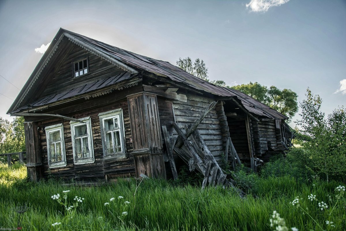 Заброшенный домик