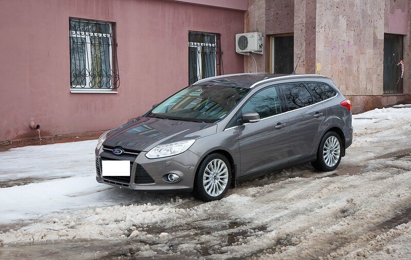 Например, по подсчетам автовладельца, который недавно продал свой Ford, стоимость обслуживания, включая замену радиаторов, ступицы, ГРМ и пары других деталей выросла на 33 тыс. рублей по сравнению с 2021