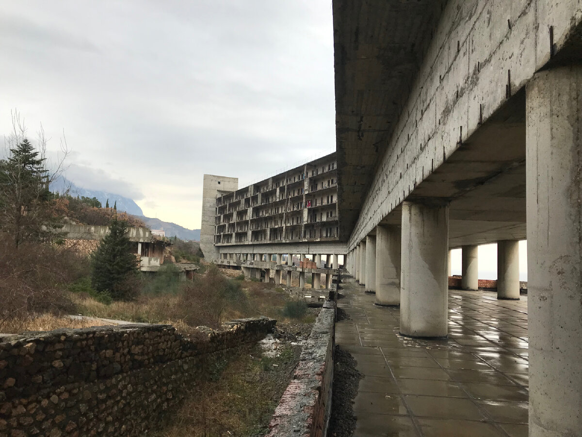 Дворовая часть здания