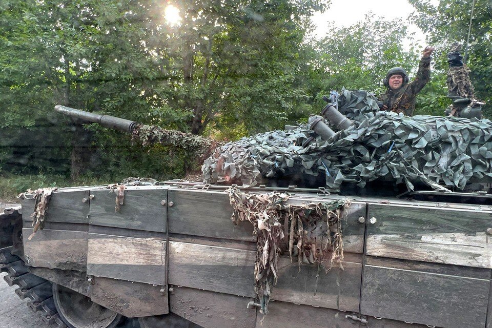     Продолжаем знакомить с героями спецоперации «Z» - участниками боевых действий на Донбассе. Александр КОЦ