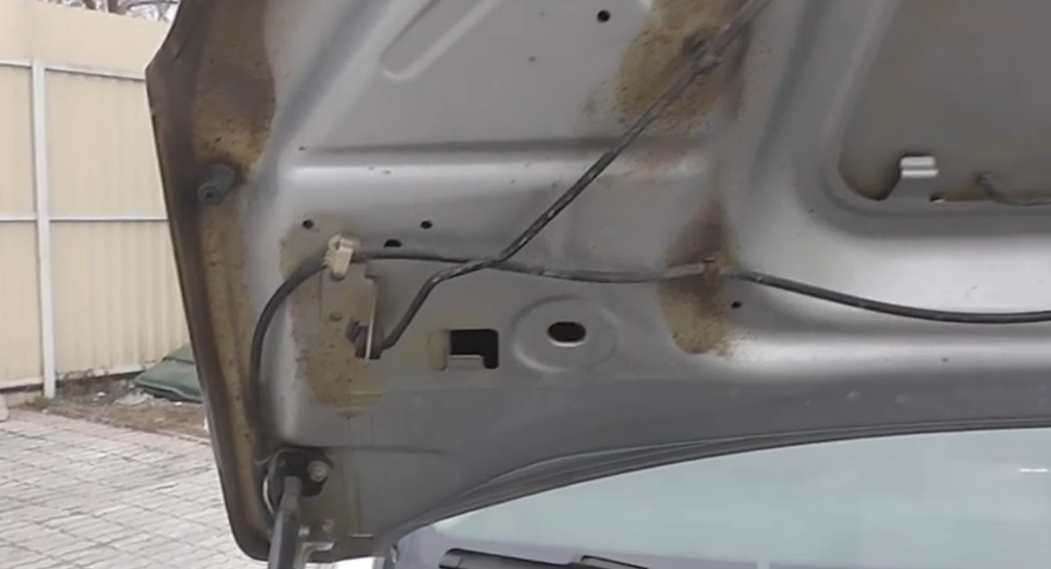 Лада Икс Рей - ржавеет или нет