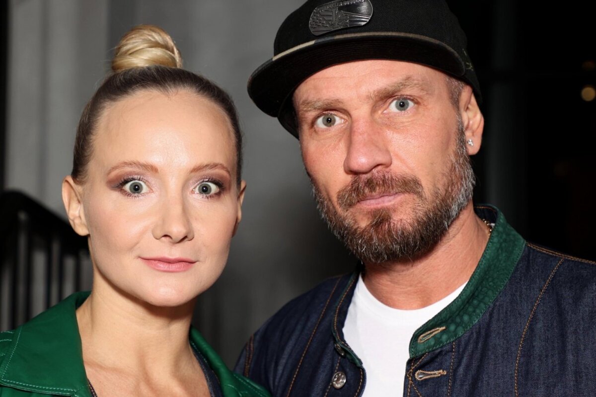     «Даже в самом страшном сне не могли такое представить»: жена Романа Костомарова обратилась к нему после операции