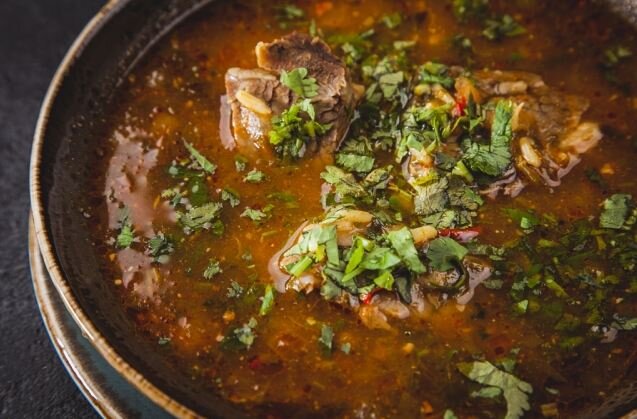 Харчо: вкуснейший грузинский суп и как его готовят в известных ресторанах