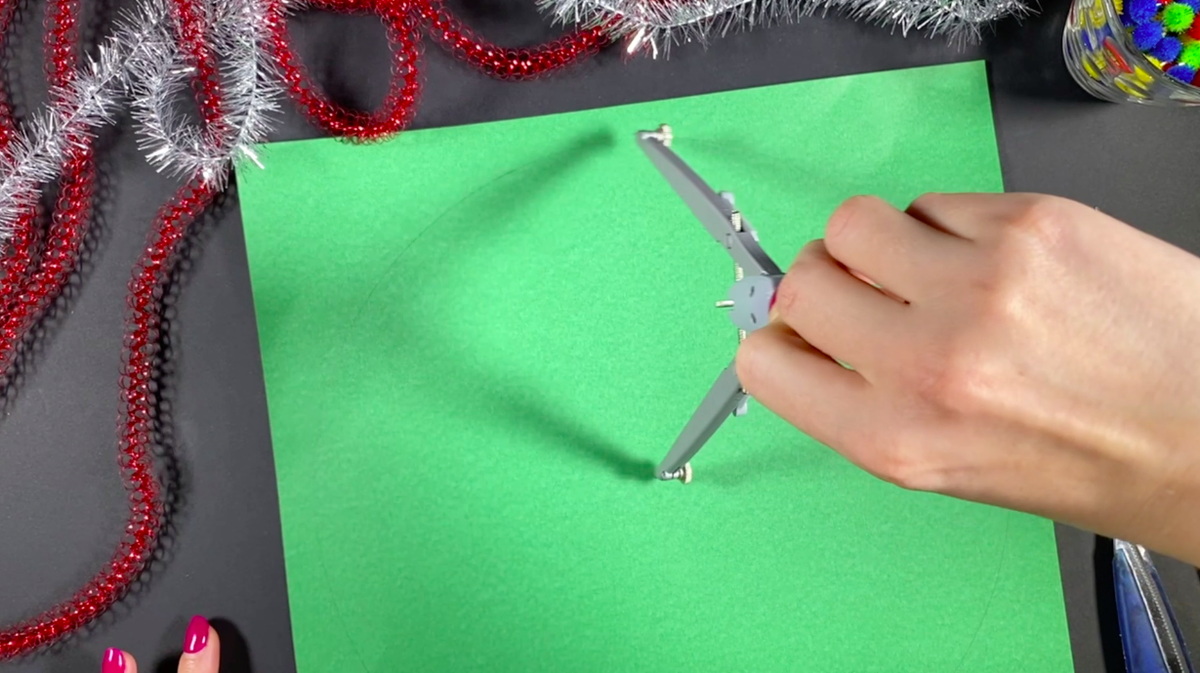Новогодние игрушки на елку своими руками: 10 простых идей