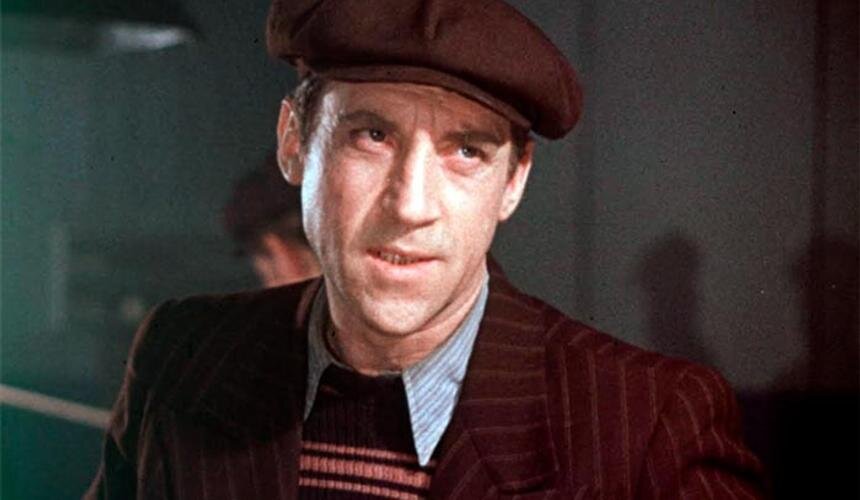 Кадр из фильма" Место встречи изменить нельзя" 