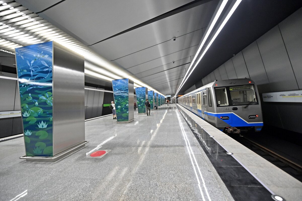 Метро ул озерная
