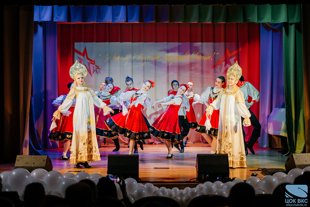 Артисты творческой группы ЦОК ВКС поздравили военнослужащих ПВО с Днем защитника Отечества