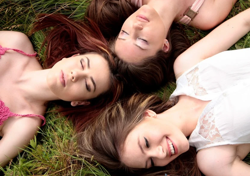 Молодость прошла и дружба тоже