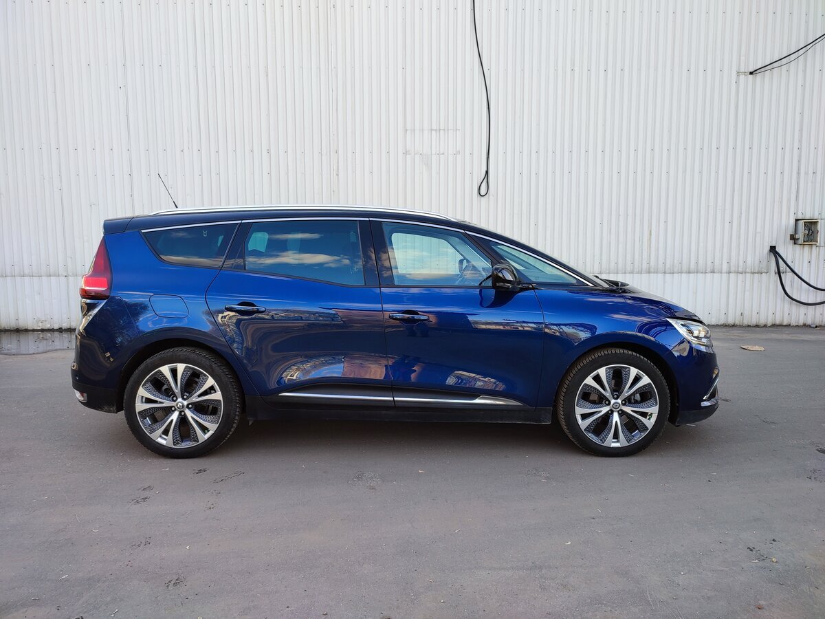 Renault Grand Scenic IV. Источник иллюстрации - auto.ru