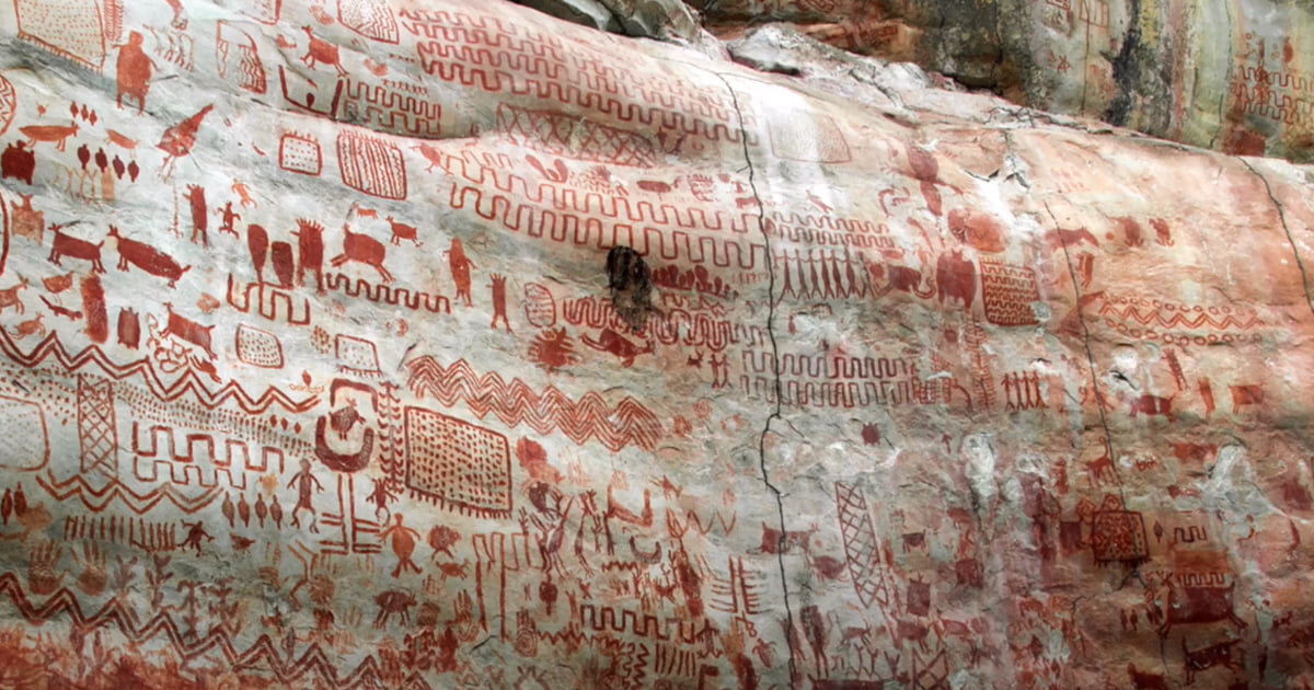 9-miles-wall with 12.500-year-old paintings was found in the Amazon rainforest