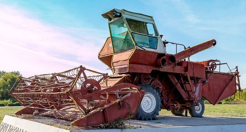 Комбаин Нива-5 «Ростсельмаш»