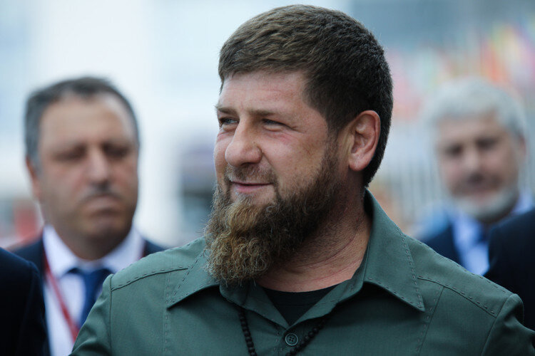   Рамзан Кадыров: «Все причастные к этой мерзкой выходке лица навлекли на себя вечное проклятие. Они это поймут когда-нибудь, но будет уже поздно. Гореть вам в аду, бесы» Фото: «БИЗНЕС Online»