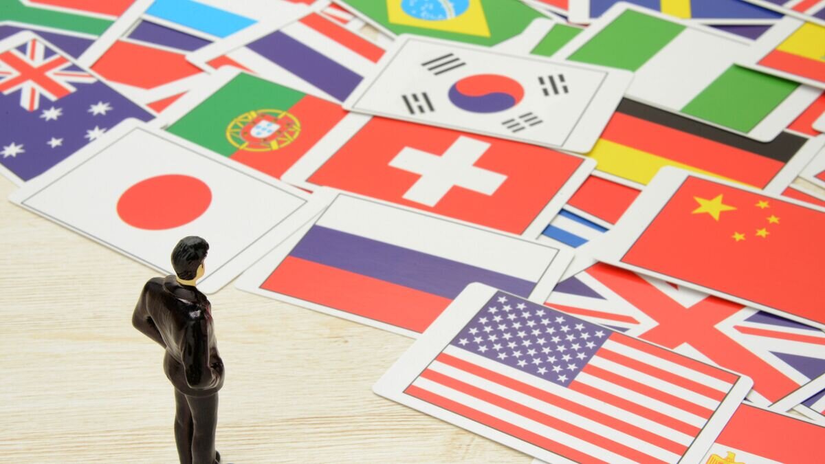    Флаги стран мира© Fotolia / takasu