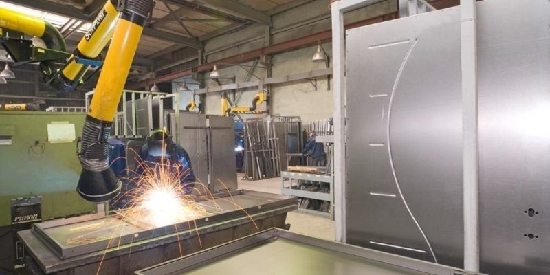 Производство дверей