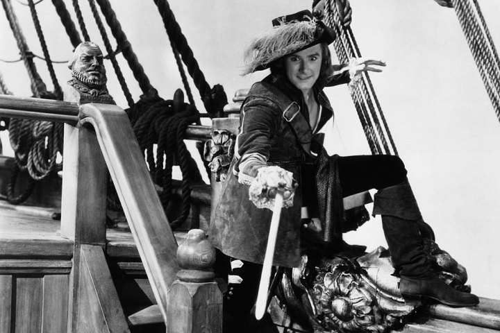 Кадр из фильма "Капитан Блад" (1935)