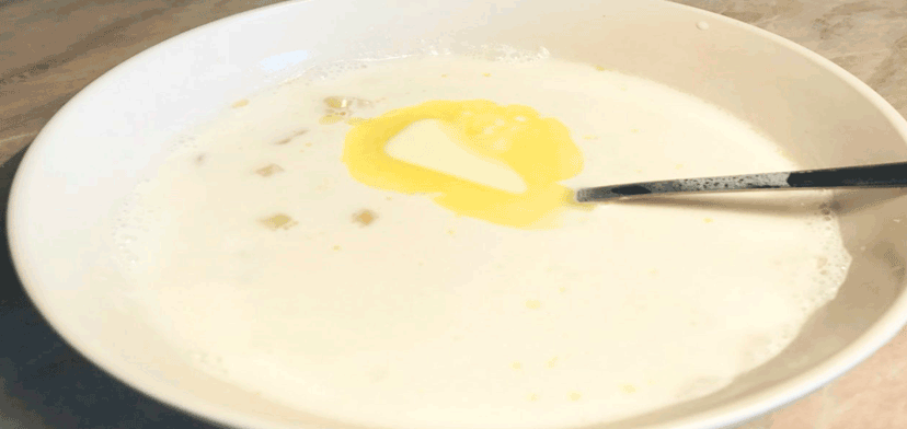   Молочный суп — питательный завтрак, приготовление которого занимает всего 15 минут.