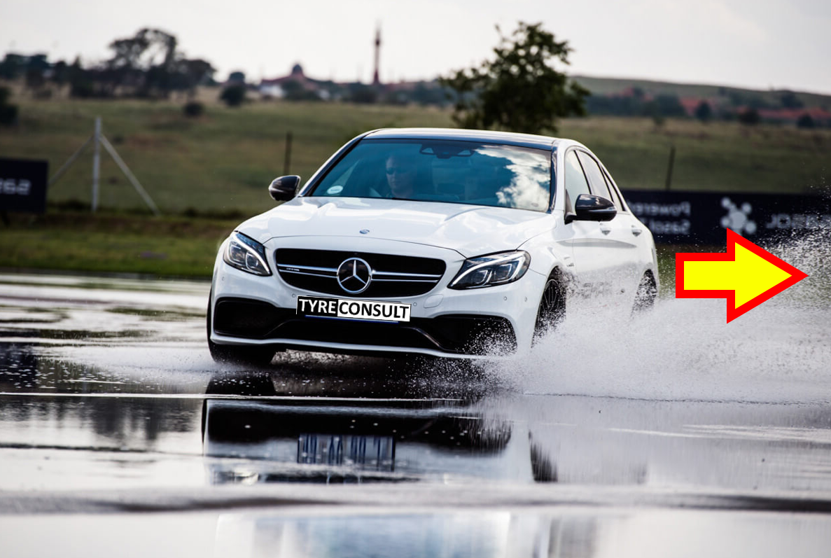 Установка новых шин на переднюю ось считается более опасной 