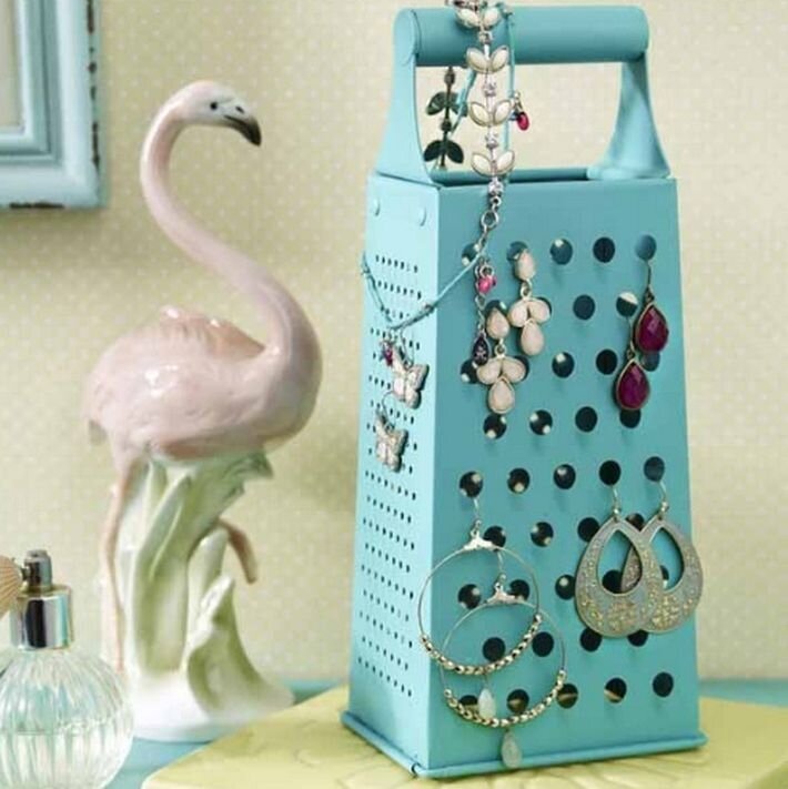 Креативная подставка для бижутерии