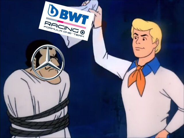 Тем не менее прошлогодние мерседесы способны на очень многое, обеспечив прорыв Переса с 17-го места на 6-ое. 