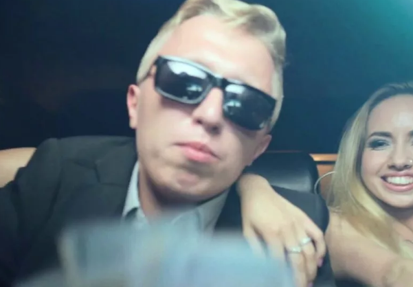 Одно из нашумевших когда-то "азино 3 топора"