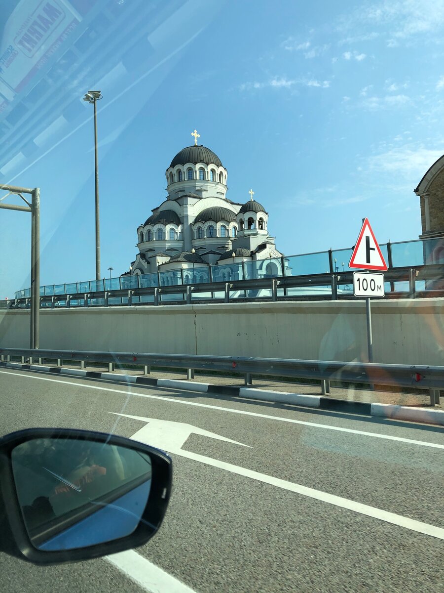 Даже стрелка на дороге мне показала направление )