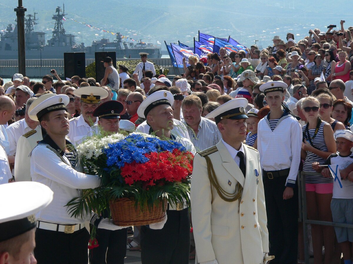 День ВМФ в Новороссийске в 2013 году
