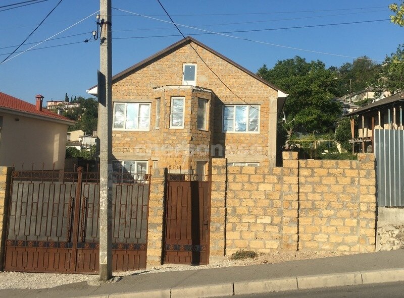 Купить дом в Севастополе. 🏠Продажа двухэтажного дома 244 кв м в центре, мкр. Красная горка ул. Охотская. ЭКСКЛЮЗИВ!