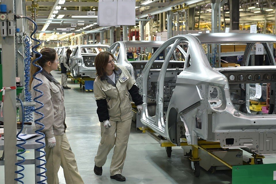 сборка автомобилей на знаменитом Ижевском...