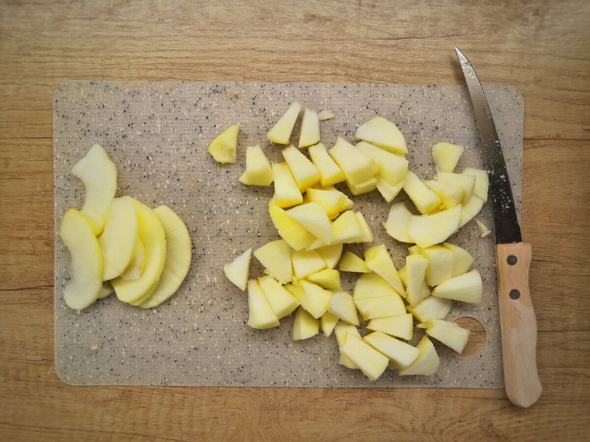 Как я нашла простой рецепт пирога с яблоками в духовке