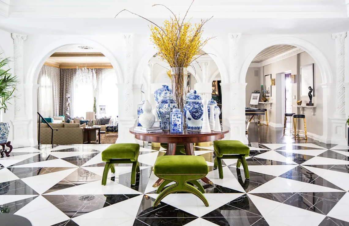 Яркие, контрастные цвета идеально сочетаются в едином стиле. Фото от homify