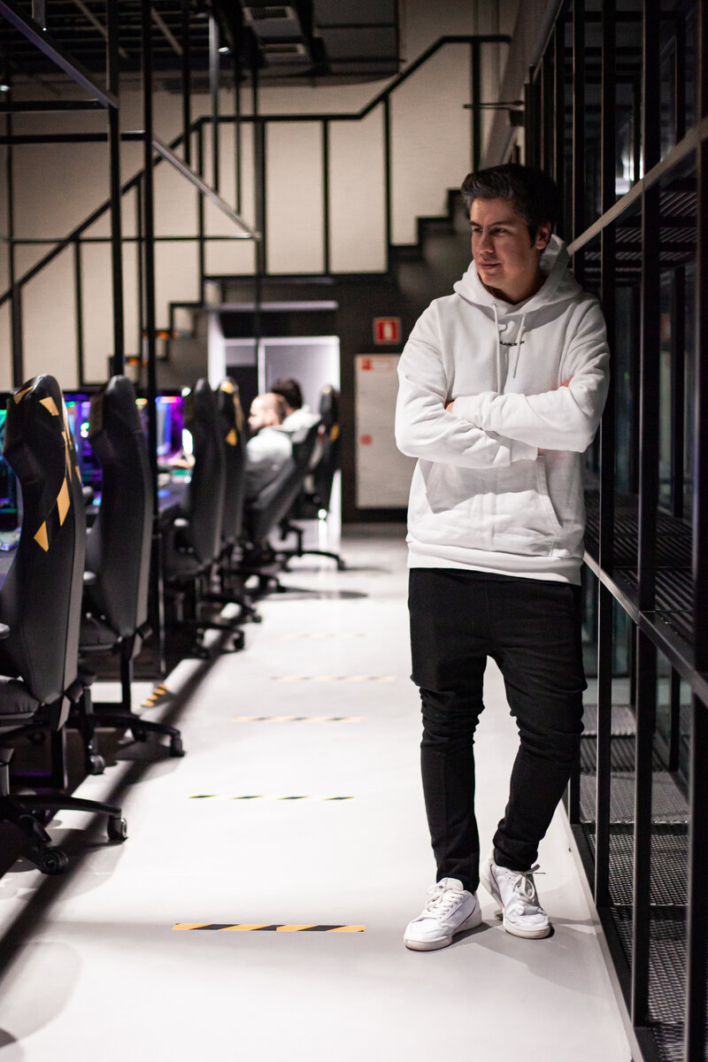 Место https://instagram.com/invasion.universe