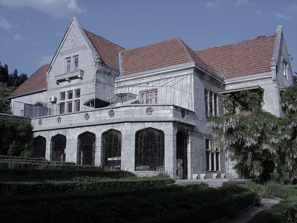 Дворец Харакс, Крым, май 2012, автор: Липунов Г.А. Источник: commons.wikimedia.org. Лицензия: CC0 1.0 