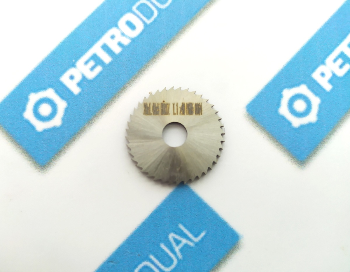 Фреза отрезная 20х1,4х5 тип 1 мелкий зуб z40 Р6М5