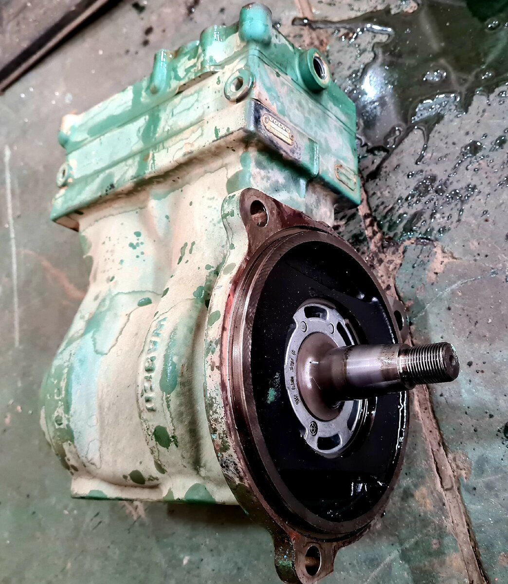 Во избежание телесных повреждений и поломки оборудования обязательно следуйте приведенным инструкциям.