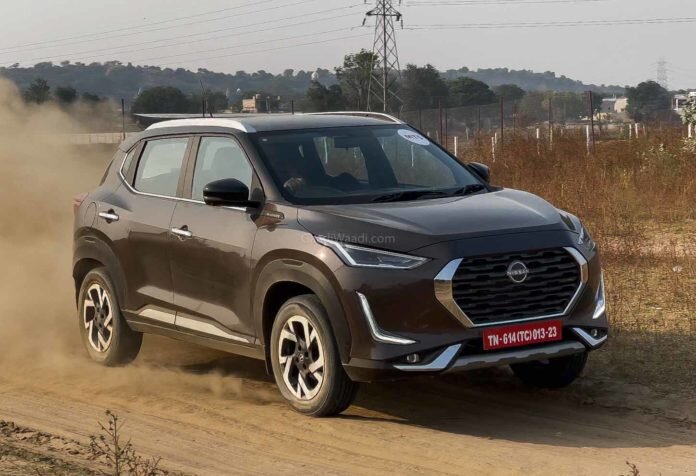 Автомобиль очень компактный - длина меньше 4 м. Фото: gaadiwaadi.com