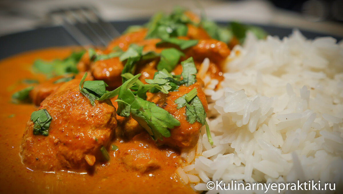 Одно из самых популярных ресторанных блюд из курицы легко приготовить в домашних условиях