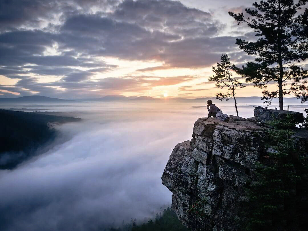 Айгир в первых лучах солнца
