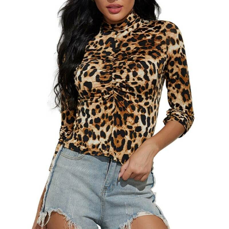 Блузка с леопардовым принтом