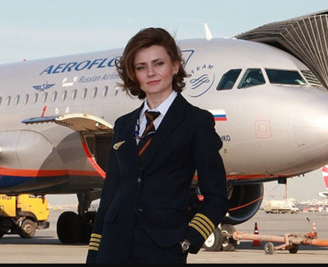 Командир воздушного судна М.С. Уваровская