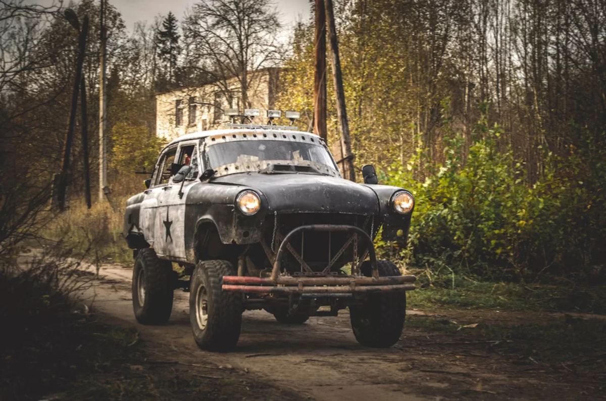 Безумный Макс нашего времени с ноткой FallOut`а