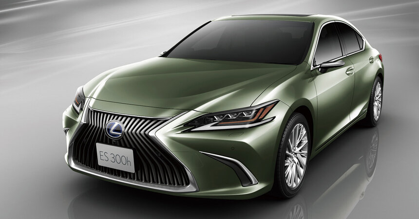 Lexus ES с виртуальными зеркалами